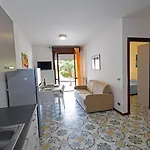 Modern At Rosa Di Martinsicuro Near Sea
