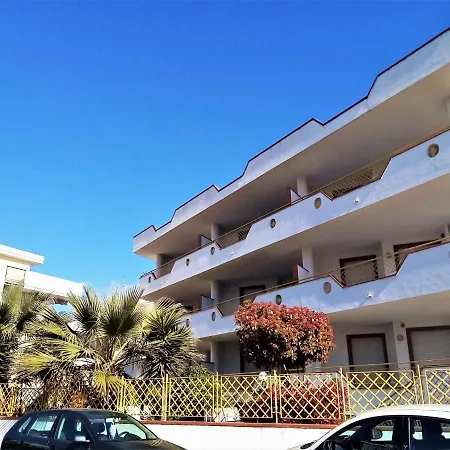 Modern At Rosa Di Martinsicuro Near Sea *
