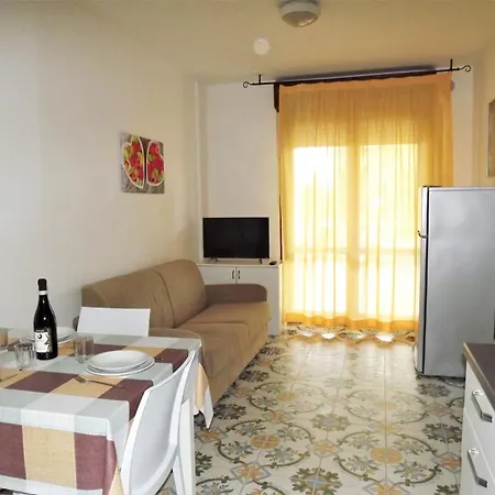 Modern At Rosa Di Martinsicuro Near Sea Apartment