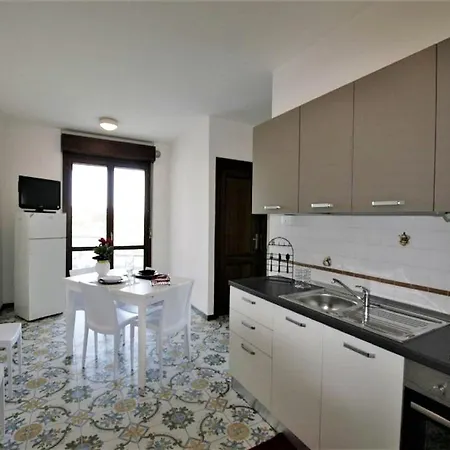 Modern At Rosa Di Martinsicuro Near Sea Apartment