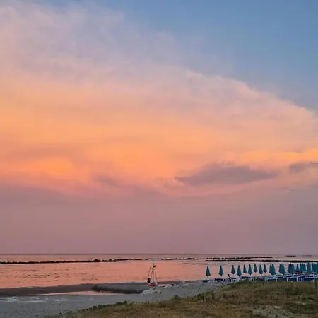 Modern At Rosa Di Martinsicuro Near Sea 公寓 *